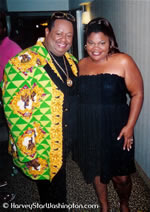 Producer Harvey Star Washington and Actress Mo'Nique (161,186 bytes)
